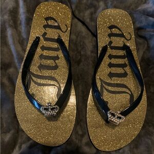 Juicy Couture flip flops! Size 8